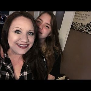 Meet your Posher, Lisa